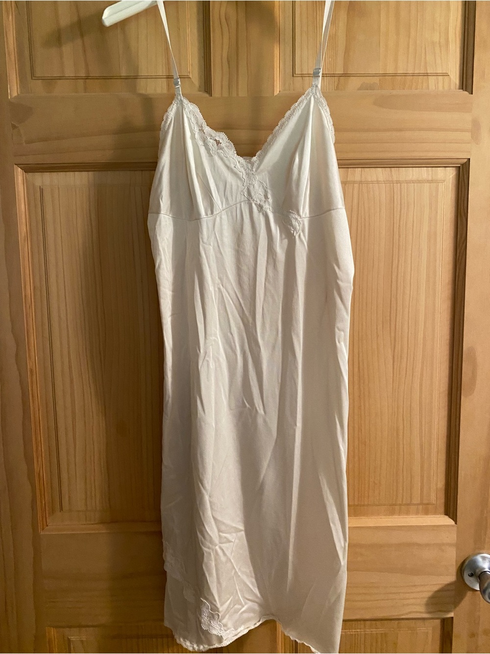 Vintage Vanity Fair Cream Lace-Trim Slip